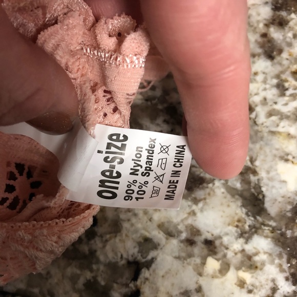 Pink bralette - Picture 4 of 4